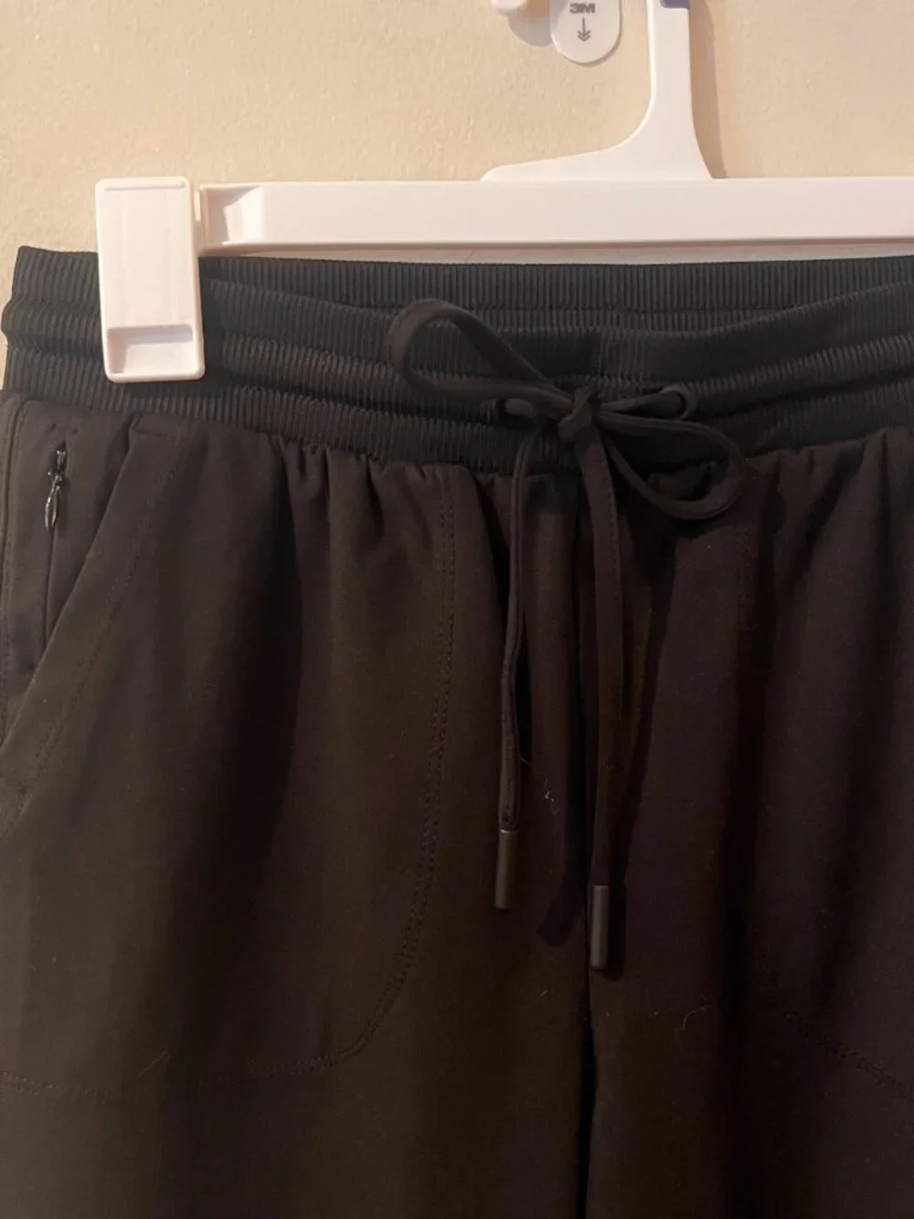 *LIKE NEW* Rachel Zoe Black Drawstring Joggers | Size Small